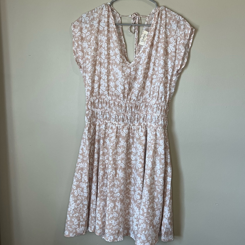 Cream Jessica Simpson cream dress